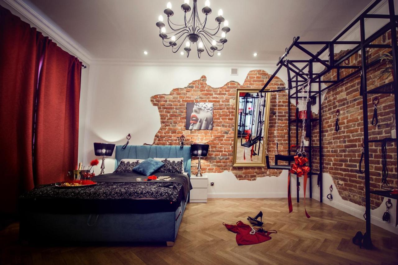 Apartament Dla Doroslych "Papierki Po Cukierkach" Lublin Bagian luar foto