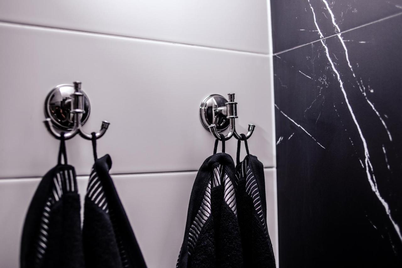 Apartament Dla Doroslych "Papierki Po Cukierkach" Lublin Bagian luar foto