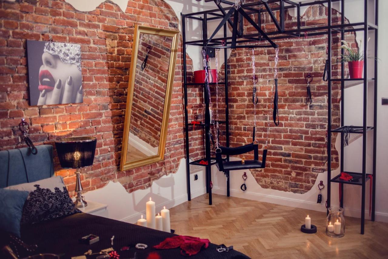 Apartament Dla Doroslych "Papierki Po Cukierkach" Lublin Bagian luar foto